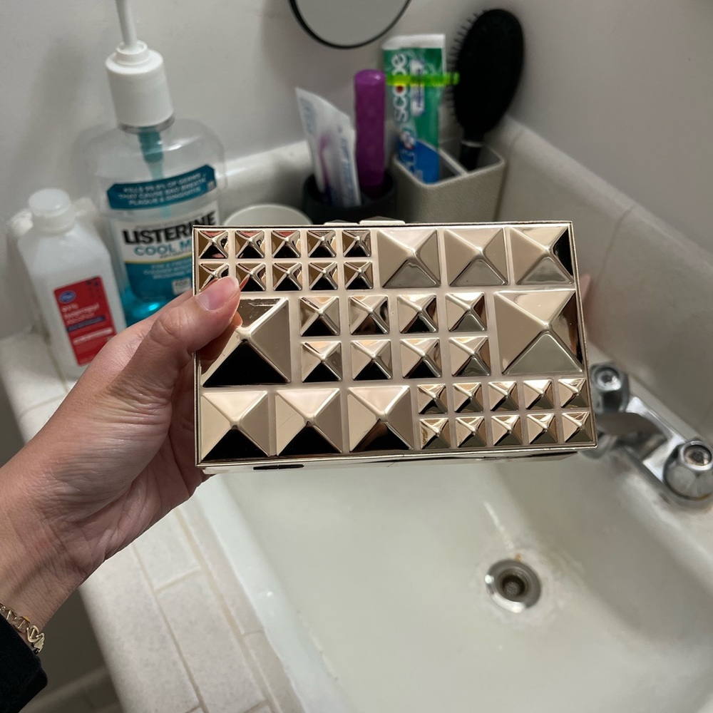 Studded Geometric Clutch